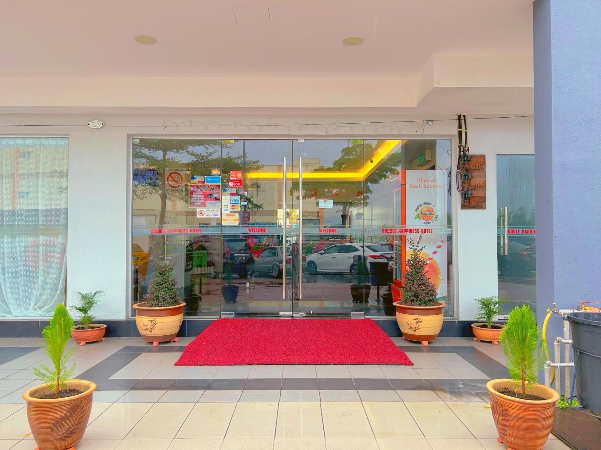 Double Happiness Hotel Sitiawan Eksteriør billede